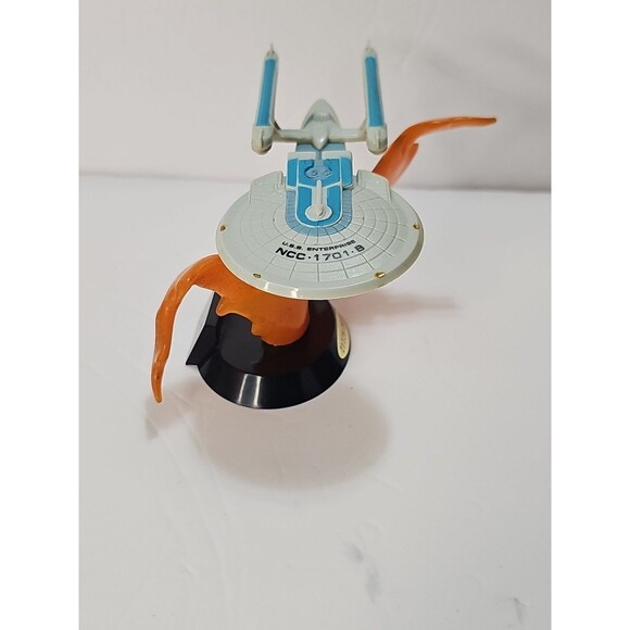 Applause Star Trek Generations USS Enterprise NCC-1701-B In Nexus Plastic Model - Picture 8 of 9